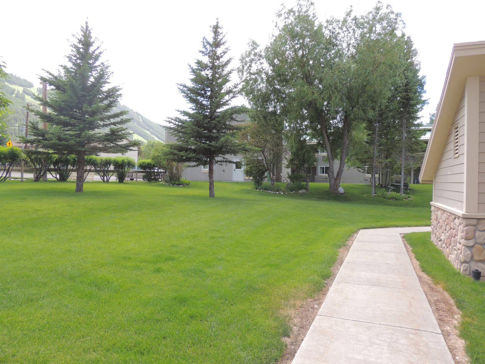 Pioneer Homestead I Apartments Pioneer Homestead Apartments